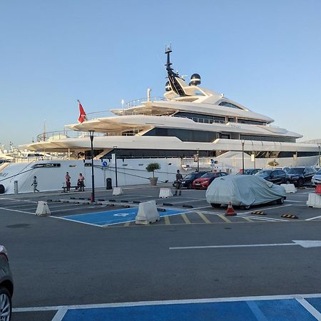 Appartamento Harbor View Haven Pireo Esterno foto