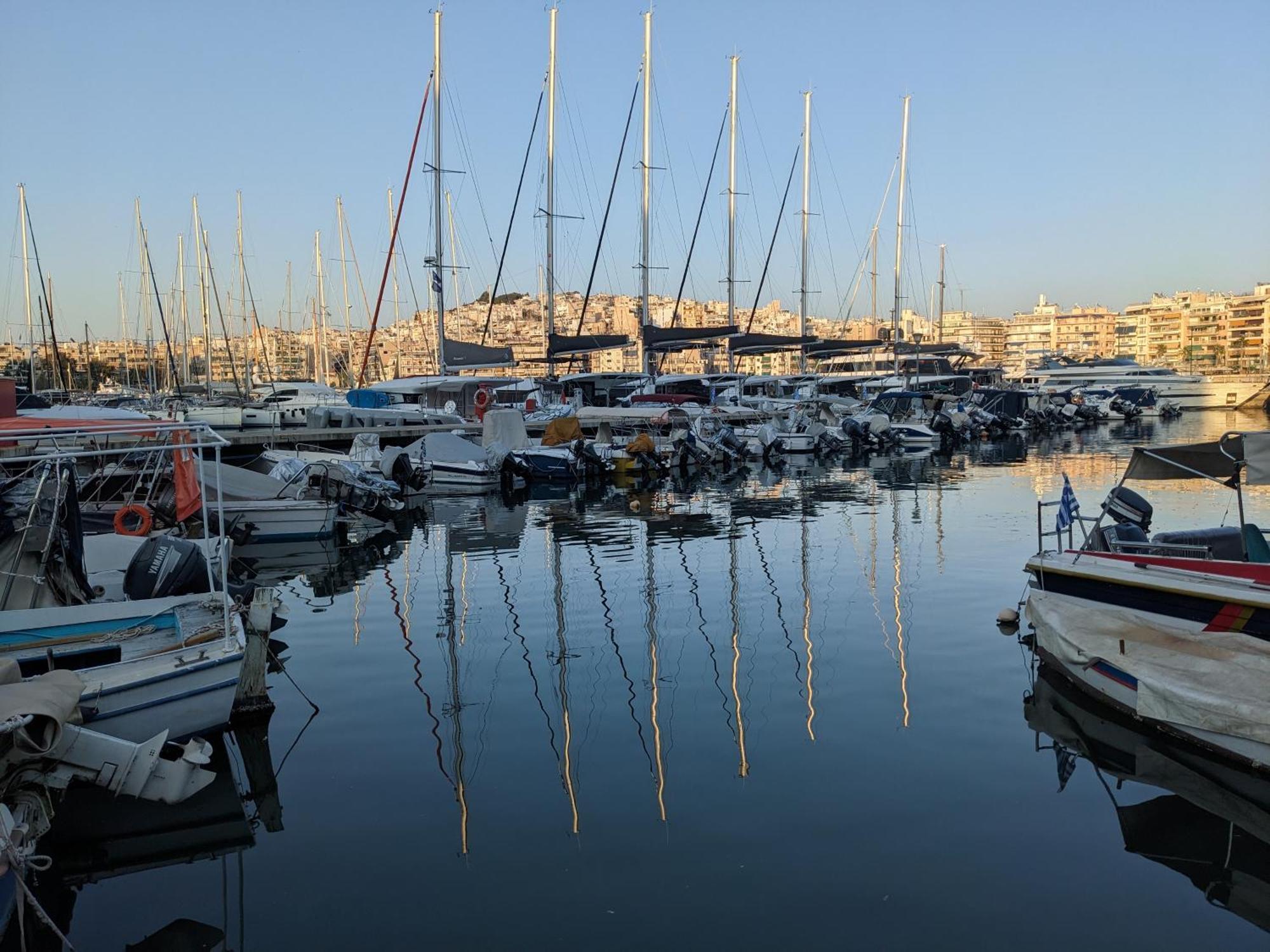 Appartamento Harbor View Haven Pireo Esterno foto